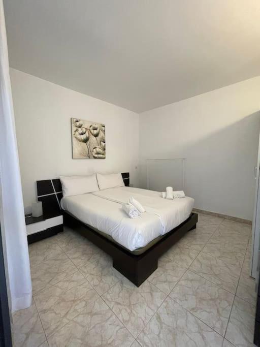 Pool View Apartment Primavera Арона Екстер'єр фото