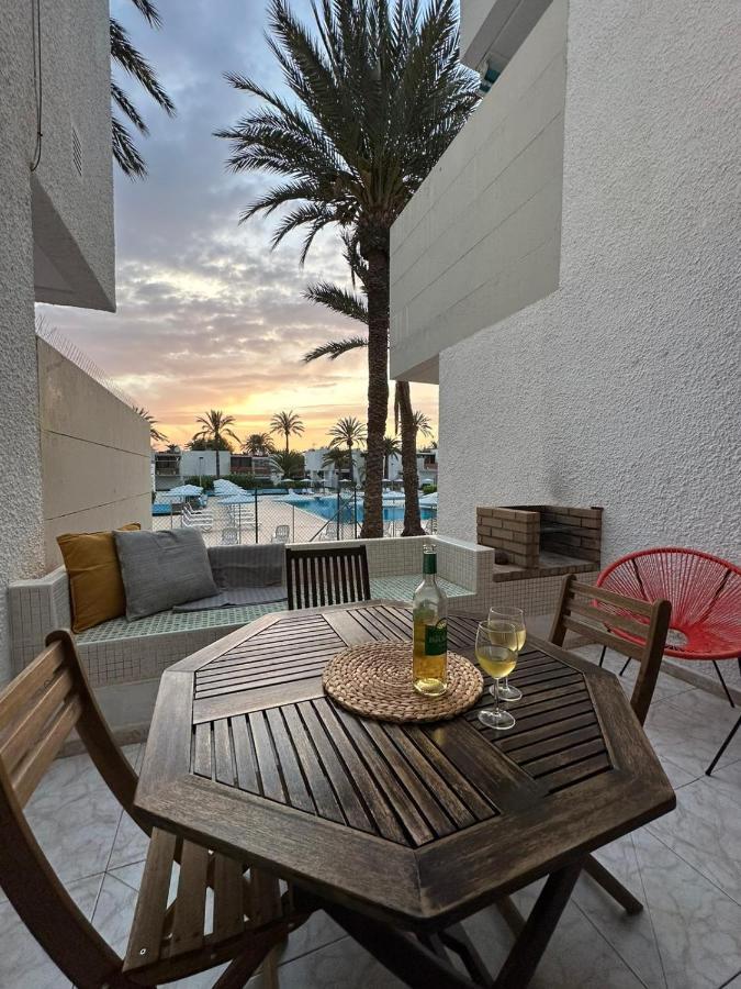 Pool View Apartment Primavera Арона Екстер'єр фото